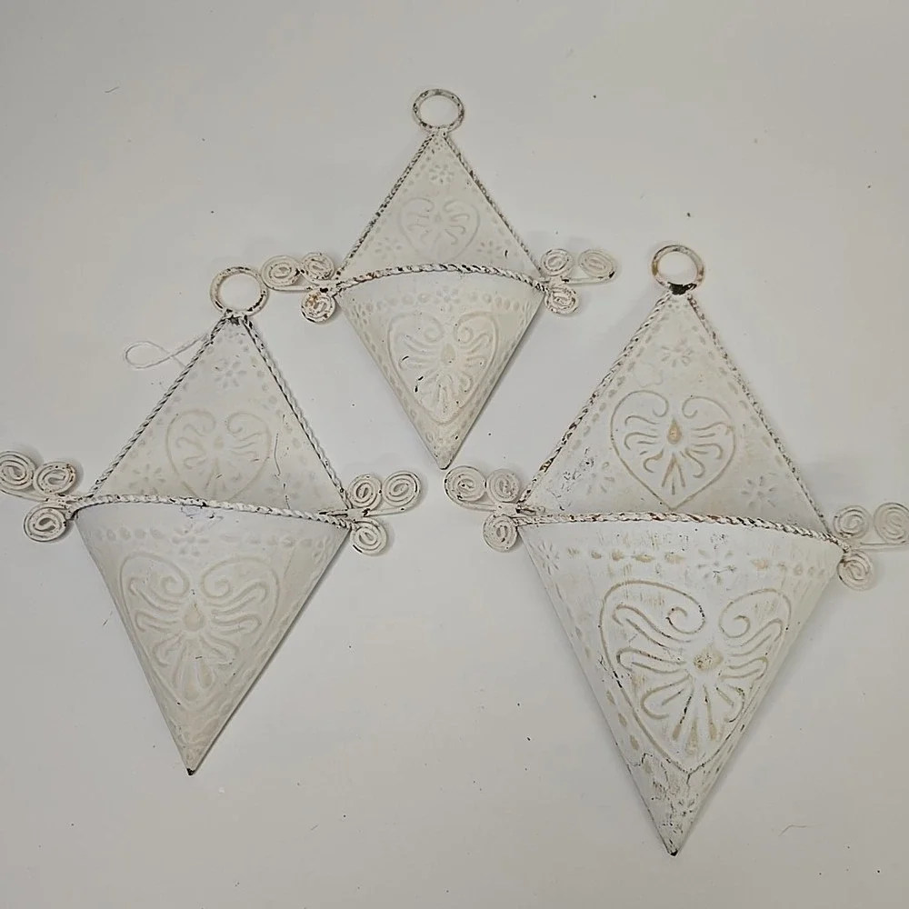 3‎ Piece Metal Wall Pocket Set